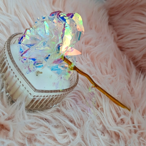 Luminescent Rose - Picture 2 of 3